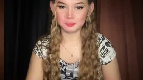 Mika online show from March 2026 09:26:01 PM