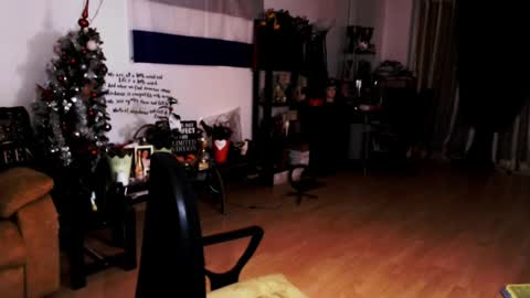 Empress online show from March 2025 07:37:01 PM