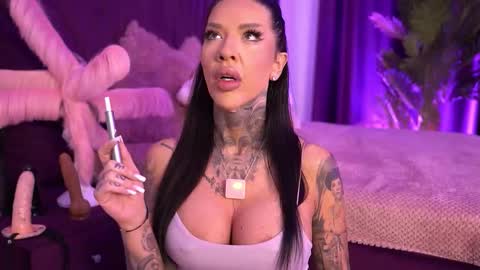 Scarlet online show from February 2026 06:21:01 AM