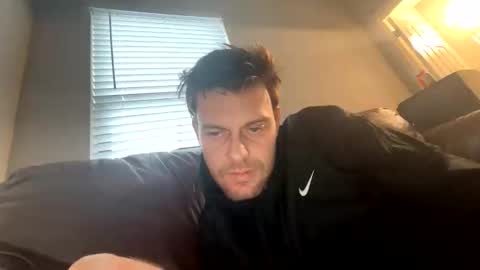 imshyguy32111 online show from November 2025 10:34:02 PM