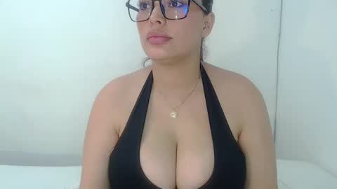 Snapshot of imsweetlips chatting on September 2025 08:20:01 PM imsweetlips online show from September 2025 08:20:01 PM