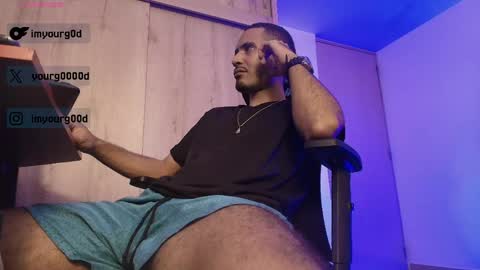 Snapshot of imyourg0d chatting on May 2026 05:23:02 AM Daniel thumb up me please its important Im new INDEPENDENT MODEL online show from May 2026 05:23:02 AM