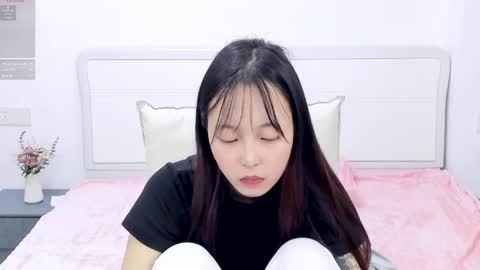 Ina online show from April 2026 09:39:33 PM