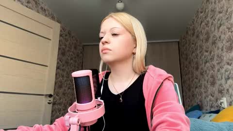 Lola online show from February 2026 11:06:02 AM