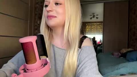 Lola online show from March 2026 12:56:02 PM