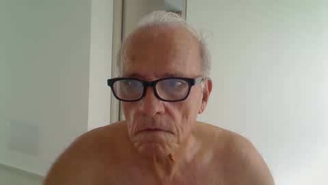 Snapshot of incendiado chatting on November 2025 01:35:02 PM incendiado online show from November 2025 01:35:02 PM