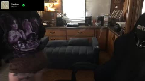 Carter online show from October 2025 01:35:01 AM