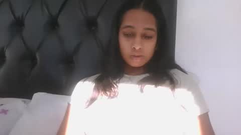 Snapshot of indanbella19 chatting on June 2026 06:52:02 AM indanbella19 online show from June 2026 06:52:02 AM