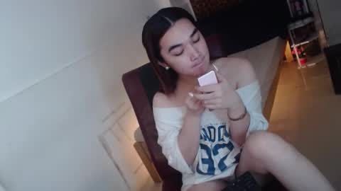 indestructabletrixie online show from March 2026 11:00:01 PM