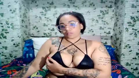 Candy cat online show from April 2026 10:07:01 PM