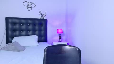 Snapshot of indian_delight18 chatting on February 2025 11:49:01 PM indian_delight18 online show from February 2025 11:49:01 PM