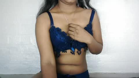 Snapshot of indian_saanvi chatting on June 2026 04:04:02 AM Saanu online show from June 2026 04:04:02 AM