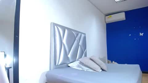 Snapshot of indian_whore18 chatting on March 2025 05:18:01 PM indian_whore18 online show from March 2025 05:18:01 PM