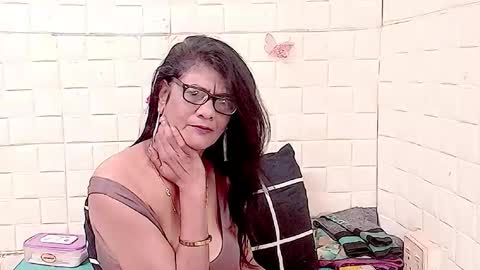 Snapshot of indianallure chatting on April 2026 07:45:01 AM Femiez online show from April 2026 07:45:01 AM