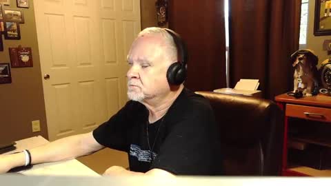 Papa online show from November 2025 02:15:01 PM