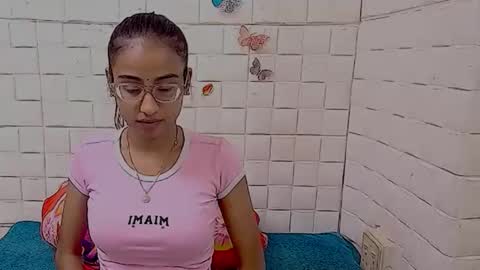 Snapshot of indianbootylicious1 chatting on February 2026 05:19:02 AM nala online show from February 2026 05:19:02 AM