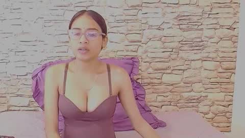 Snapshot of indianbootylicious1 chatting on April 2026 07:45:01 AM nala online show from April 2026 07:45:01 AM