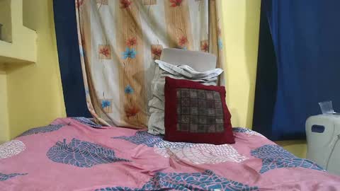 Snapshot of indiancumking chatting on January 2025 01:24:01 AM inindiancumking online show from January 2025 01:24:01 AM