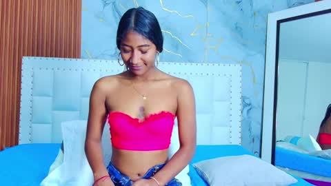 LITTLE AINHOA  online show from February 2025 07:34:01 PM