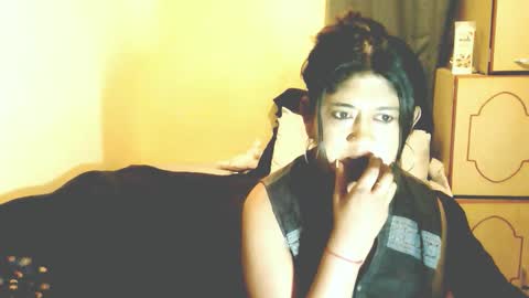 Snapshot of indianpleasures21 chatting on April 2026 06:23:01 PM indianpleasures21 online show from April 2026 06:23:01 PM