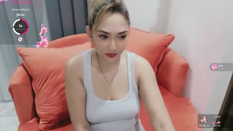 Yazmin online show from May 2026 03:18:02 PM