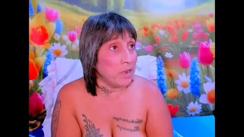 indianroxy27 online show from January 2026 06:46:02 PM