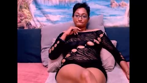 Snapshot of indianspicy69 chatting on December 2024 09:39:02 PM Shreya online show from December 2024 09:39:02 PM