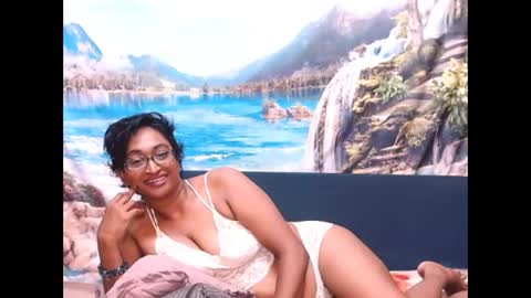 Snapshot of indianspicy69 chatting on February 2025 03:56:01 AM Shreya online show from February 2025 03:56:01 AM