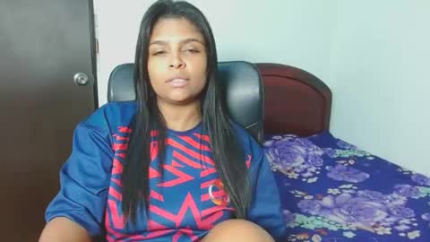 Snapshot of indica_18 chatting on January 2025 02:04:02 AM Aleja vallejo online show from January 2025 02:04:02 AM