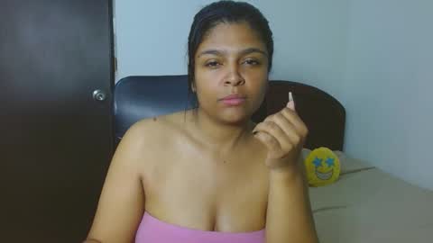 Snapshot of indica_18 chatting on March 2025 02:25:01 AM Aleja vallejo online show from March 2025 02:25:01 AM
