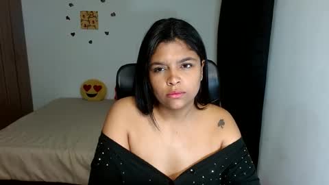 Snapshot of indica_18 chatting on October 2025 01:06:02 AM Aleja vallejo online show from October 2025 01:06:02 AM