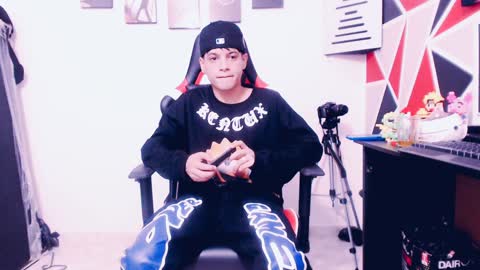 matias online show from February 2025 04:37:02 AM