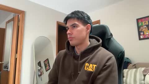 Lucas online show from December 2025 06:12:01 PM