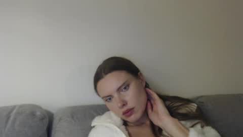 Sweet girl online show from October 2025 06:57:02 PM