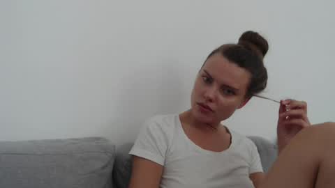 Snapshot of infinitiq45 chatting on June 2026 01:50:01 PM Sweet girl online show from June 2026 01:50:01 PM