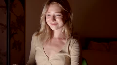 Alexa..  Inst     Fansly infinitysoul  online show from October 2025 10:46:02 AM