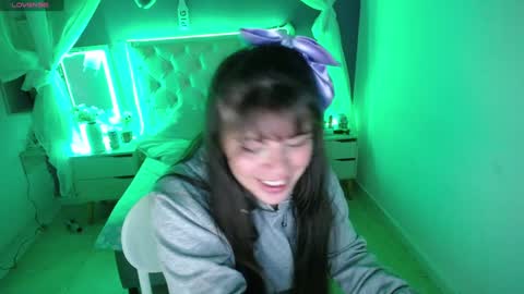 Snapshot of ingrid_casas chatting on January 2025 01:31:02 AM Ingrid petite online show from January 2025 01:31:02 AM