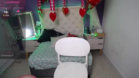 Snapshot of ingrid_casas chatting on February 2025 11:33:02 PM Ingrid petite online show from February 2025 11:33:02 PM