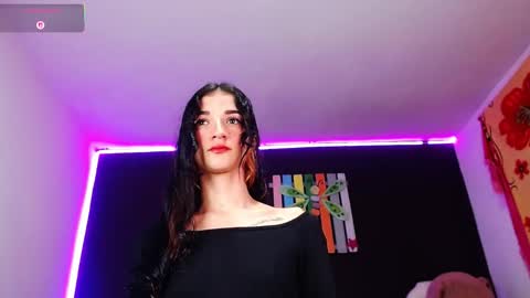 Ingrid Zese online show from October 2025 06:20:01 PM