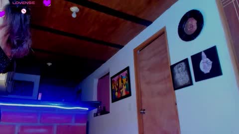 demon online show from November 2025 12:46:01 AM