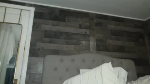 Snapshot of inmybackyard chatting on January 2025 07:06:01 AM InMyBackyard online show from January 2025 07:06:01 AM