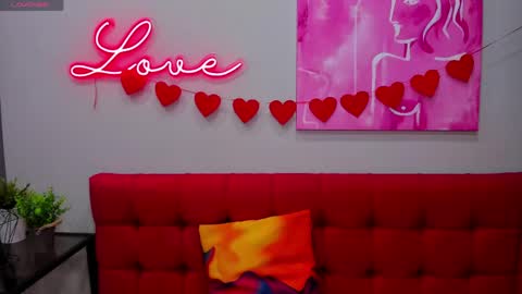 Snapshot of innalovely chatting on April 2026 01:30:02 AM Inna online show from April 2026 01:30:02 AM