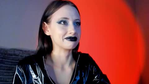 Venera  online show from January 2026 07:11:01 PM