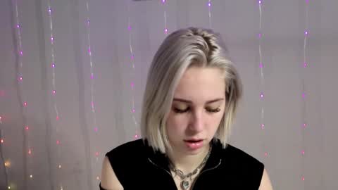 Kate online show from February 2026 05:00:02 PM