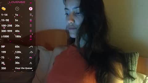 Snapshot of innocentlatiina chatting on February 2025 12:37:01 AM Laroa online show from February 2025 12:37:01 AM