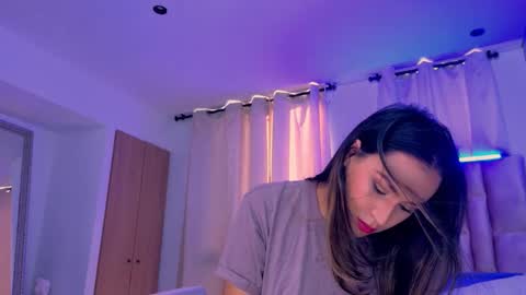 Innoocent Luna online show from November 2025 09:03:02 PM