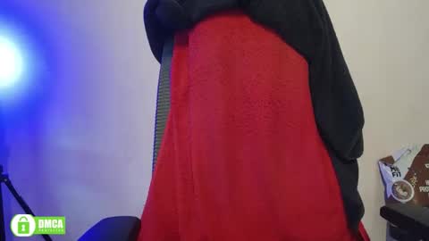 Snapshot of insanestud_miles chatting on October 2025 07:28:01 AM Miles online show from October 2025 07:28:01 AM