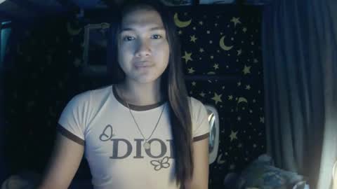 MAXINE online show from January 2025 01:13:01 AM