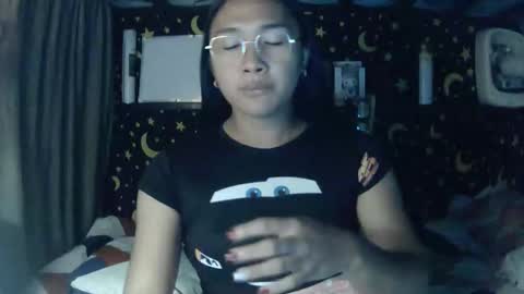 MAXINE online show from April 2026 06:22:01 AM