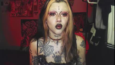 Insunnity666 online show from November 2025 07:41:02 PM